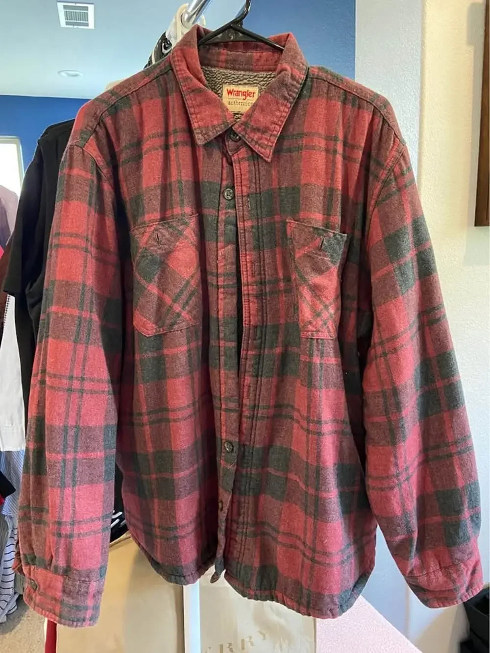 Wrangler Sherpa lined sweater
